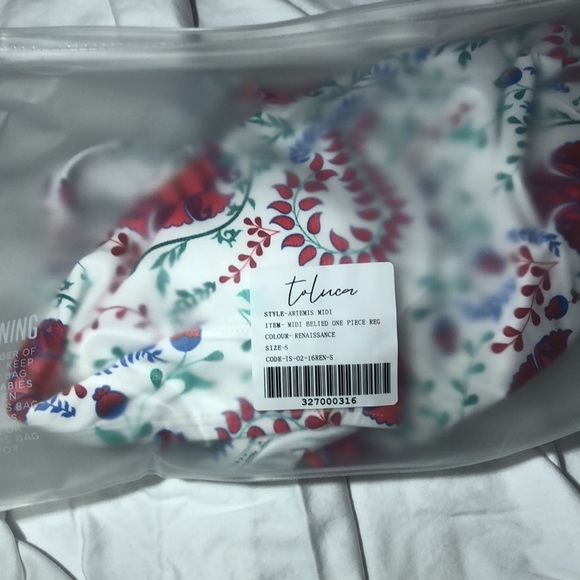 NWT Toluca Isabella Maxi Long Wrap One Piece Renaissance Size S - Picture 4 of 4